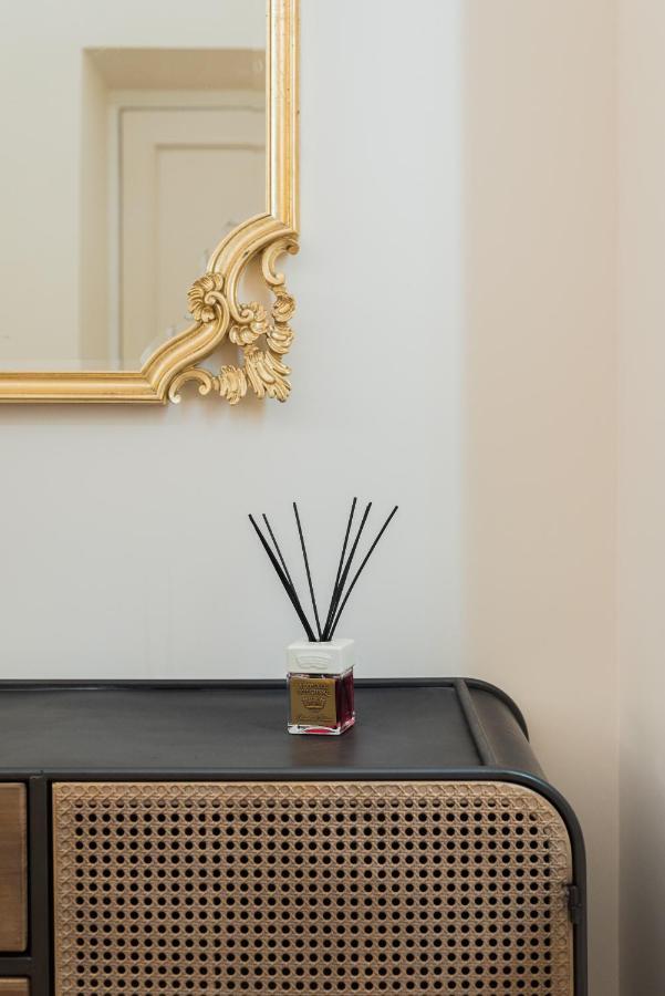 Lupa Luxury Apartment روما المظهر الخارجي الصورة